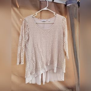 New York & Company super cute blouse in creamy lace, size small